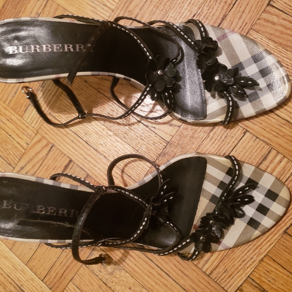 Burberry heels